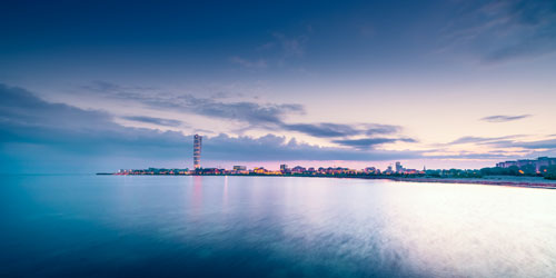 Malmö skyline. Foto: Werner Nystrand Vy över Malmö skyline i solnedgång. Foto.